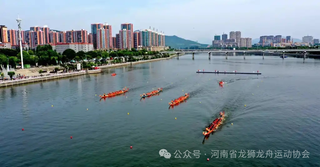 龙鼓擂战旗飘 中原大地龙舟真热闹