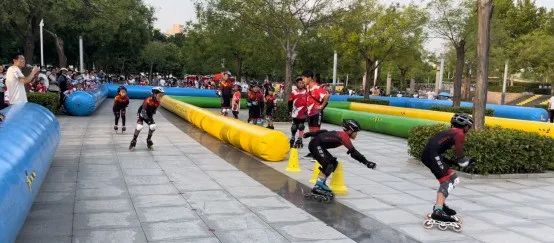 “全民健身日·一起滑向未来”之2022年“小象滑起来”轮滑大联动系列活动郑州站成功举行